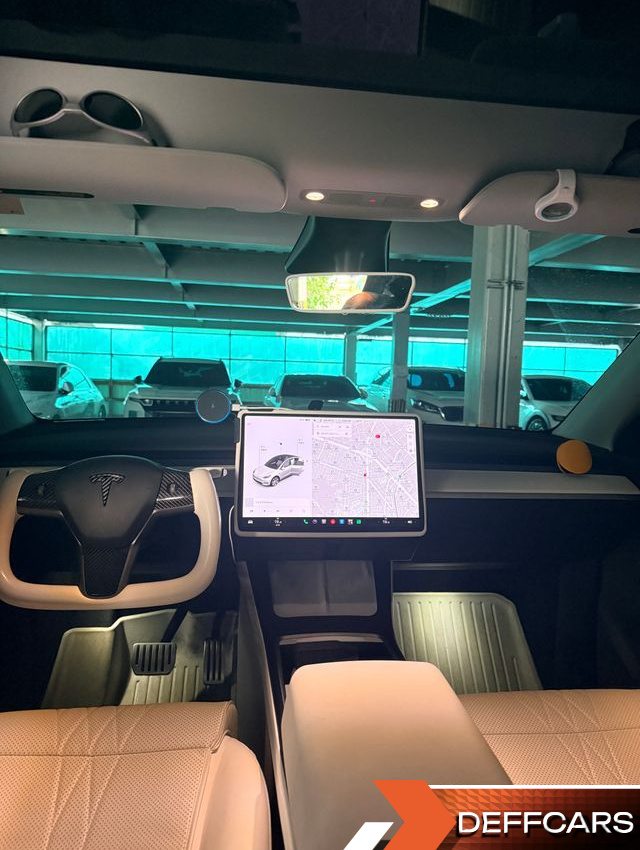 Tesla MODEL Y Standard Range RWD купить на сайте DeffCars