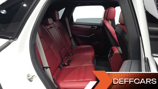 Porsche CAYENNE 3.0 PLATINUM EDITION купить на сайте DeffCars