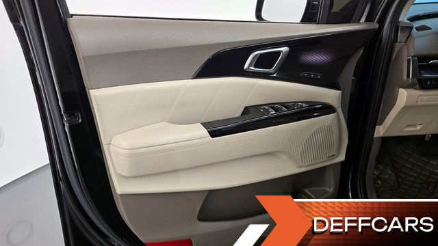 Kia CARNIVAL Gasoline 7-Seater Hi-Limousine Signature купить на сайте DeffCars
