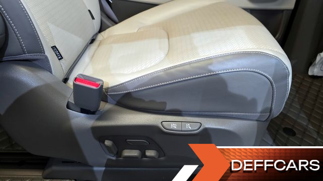 Kia CARNIVAL Gasoline 7-Seater Hi-Limousine Signature купить на сайте DeffCars