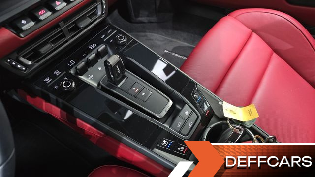 Porsche 911 Carrera 4 GTS купить на сайте DeffCars