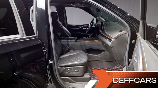 Cadillac ESCALADE 6.2 Premium Luxury Platinum купить на сайте DeffCars