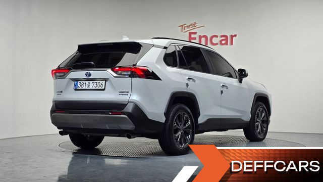 Toyota RAV4 2,5 4WD Hybrid LTD купить на сайте DeffCars
