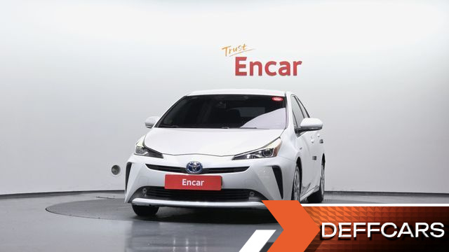 Toyota PRIUS 1.8 купить на сайте DeffCars