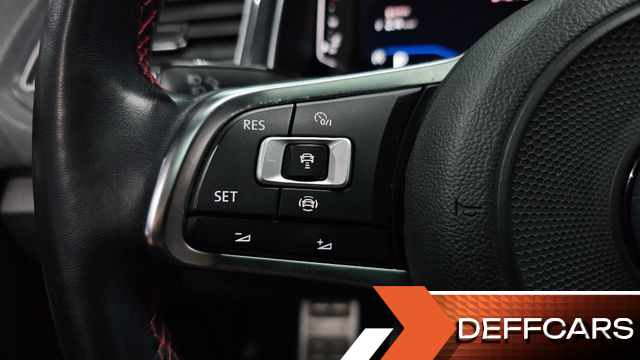 Volkswagen T-ROC 2.0 TDI Premium купить на сайте DeffCars