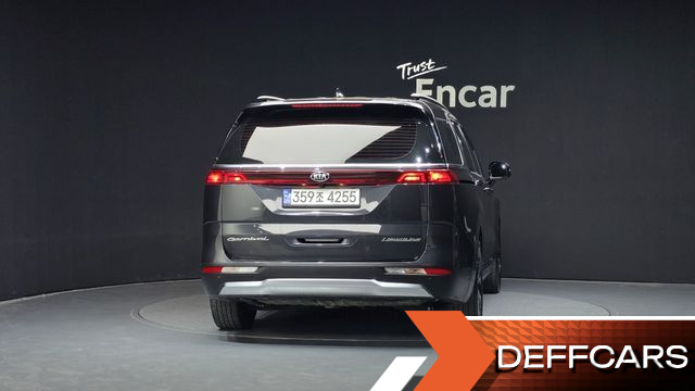 Kia CARNIVAL Gasoline 7-Seater Noblesse купить на сайте DeffCars
