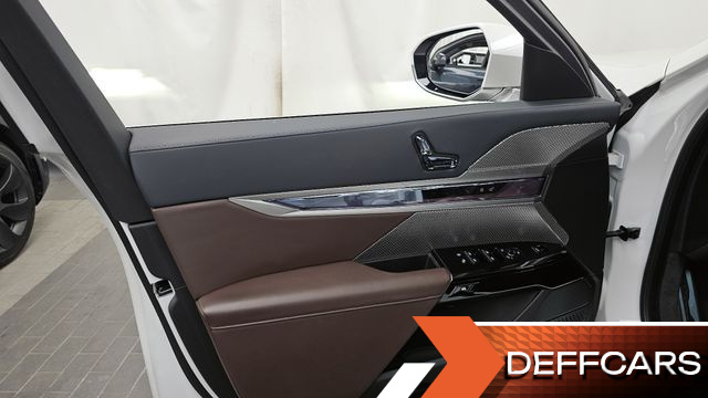 BMW 7-SERIES 740i sDrive M Sport купить на сайте DeffCars