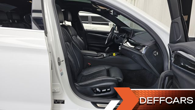 BMW 5-SERIES 530i xDrive M Sport Package Plus купить на сайте DeffCars