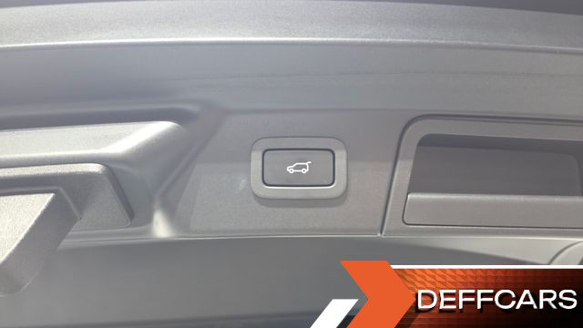 Land Rover RANGE ROVER VELAR 3.0 D300 R-Dynamic HSE купить на сайте DeffCars