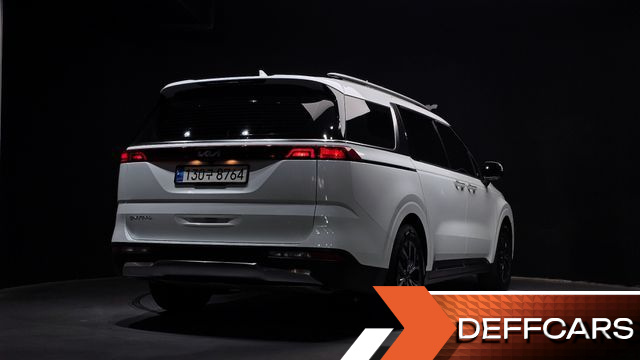 Kia CARNIVAL 9-Seater Signature купить на сайте DeffCars