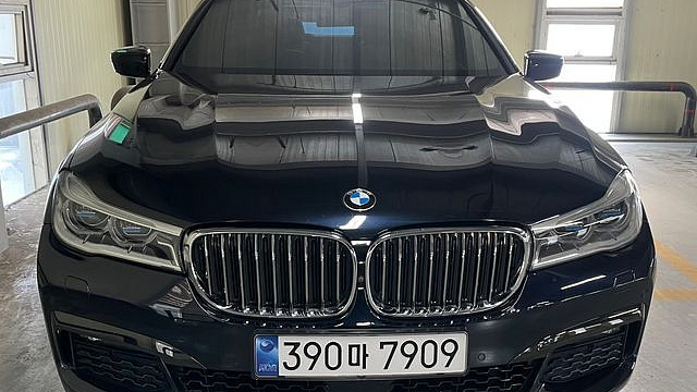 BMW 7-SERIES 740d xDrive M Sport купить на сайте DeffCars