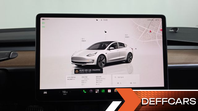 Tesla MODEL 3 Long Range AWD купить на сайте DeffCars