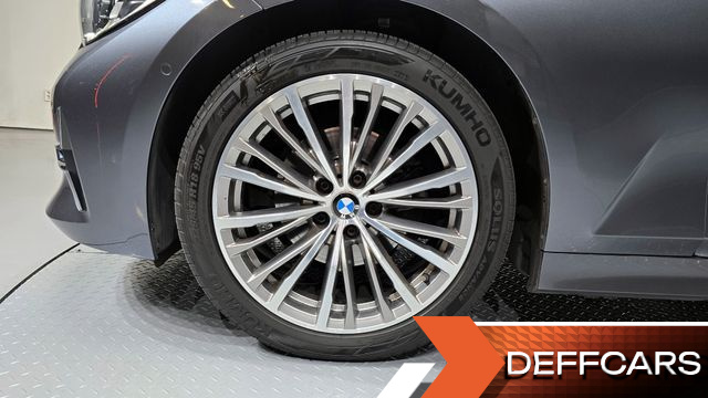 BMW 3-SERIES 320i Luxury купить на сайте DeffCars