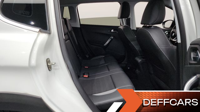 Peugeot 2008 1.5 BlueHDi Allure купить на сайте DeffCars