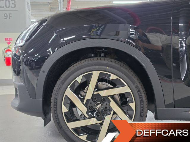 Mini COUNTRYMAN ALL4 Favoured купить на сайте DeffCars