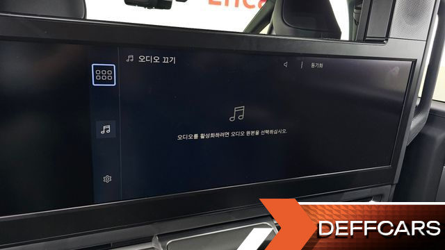Lexus LM 500h Royal купить на сайте DeffCars