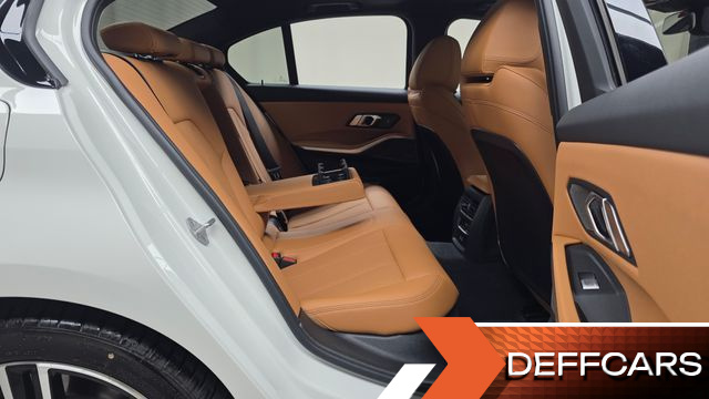 BMW 3-SERIES 320i M Sport купить на сайте DeffCars