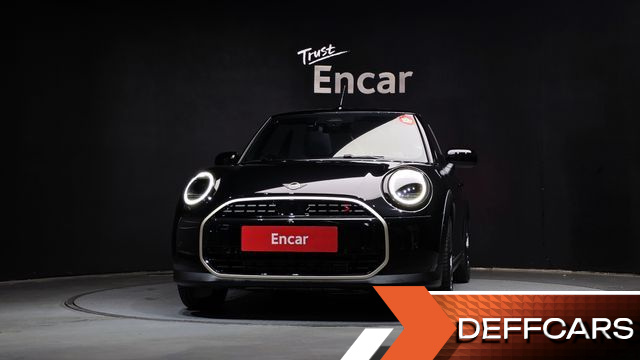 Mini COOPER CONVERTIBLE Favoured купить на сайте DeffCars