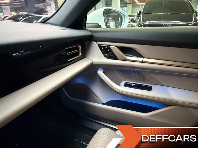 Porsche TAYCAN 4S купить на сайте DeffCars