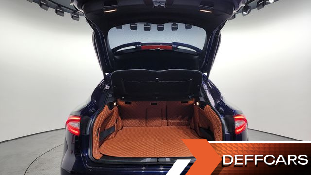 Maserati LEVANTE 3.0 Diesel AWD Sport купить на сайте DeffCars