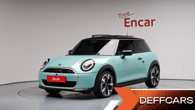Mini COOPER Favoured купить на сайте DeffCars