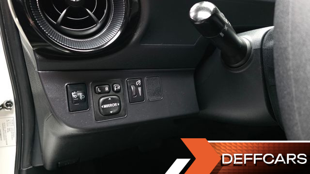 Toyota PRIUS 1.5 купить на сайте DeffCars
