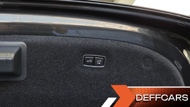 Porsche TAYCAN Base купить на сайте DeffCars
