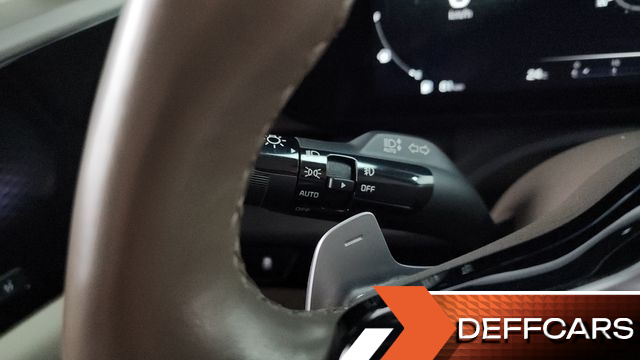 Kia CARNIVAL Gasoline 9-Seater Signature купить на сайте DeffCars