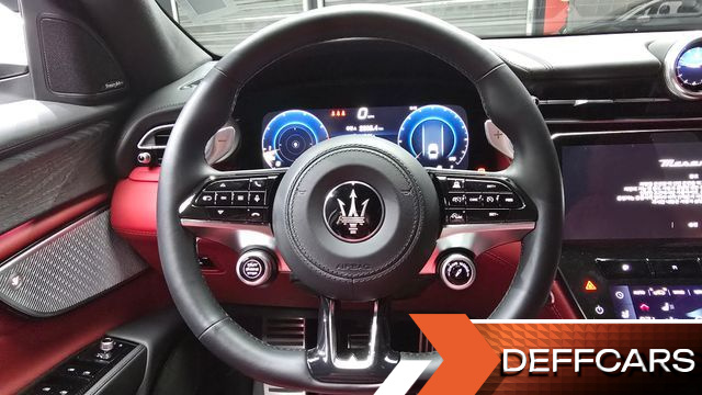 Maserati GRECALE 2.0 AWD Modena купить на сайте DeffCars