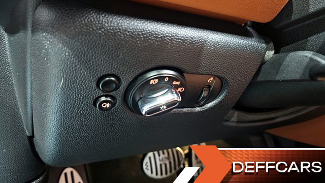 Mini COOPER 5Door Standard 3rd купить на сайте DeffCars