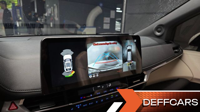 Toyota SIENNA 2.5 Hybrid AWD купить на сайте DeffCars