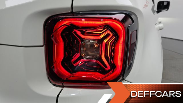 Jeep RENEGADE 1.3 Limited купить на сайте DeffCars