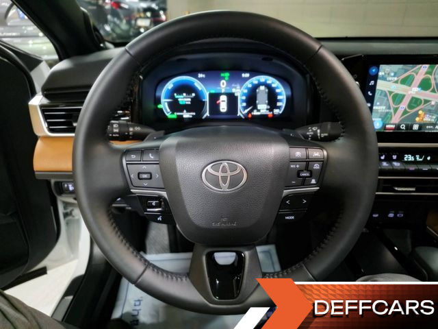 Toyota CAMRY 2.5 XLE Premium Hybrid купить на сайте DeffCars