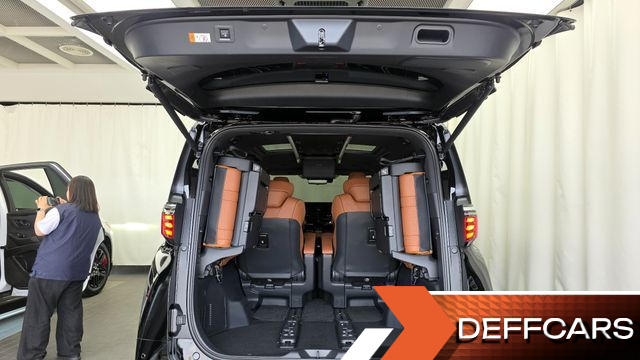 Toyota ALPHARD 2.5 HEV Executive AWD купить на сайте DeffCars
