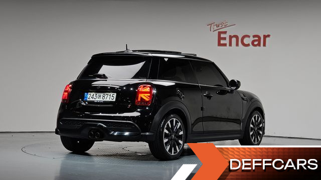Mini COOPER Classic Launch Pack Third Generation купить на сайте DeffCars