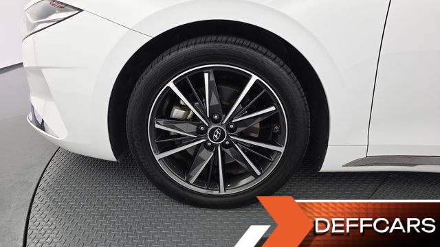 Hyundai GRANDEUR 2.5 Le Blanc купить на сайте DeffCars