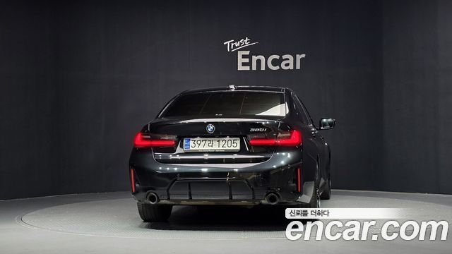 BMW 3-SERIES 320i M Sport купить на сайте DeffCars