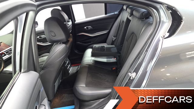 BMW 3-SERIES 320i M Sport купить на сайте DeffCars