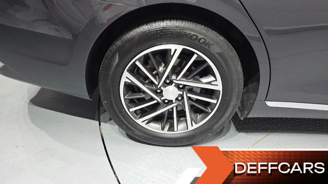 Hyundai GRANDEUR 2.5 Premium Choice купить на сайте DeffCars