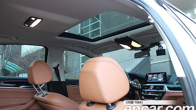 BMW 5-SERIES 520d Luxury Special Edition купить на сайте DeffCars