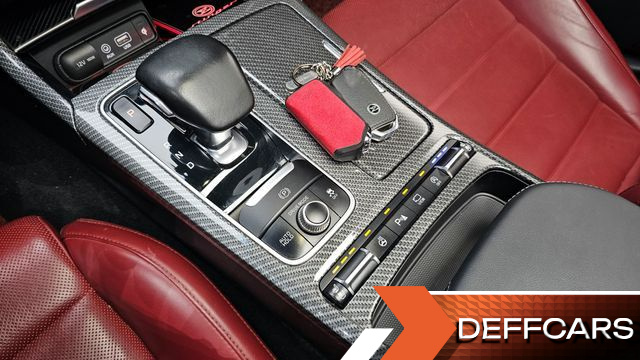 Kia STINGER 3.3 Turbo 2WD GT купить на сайте DeffCars