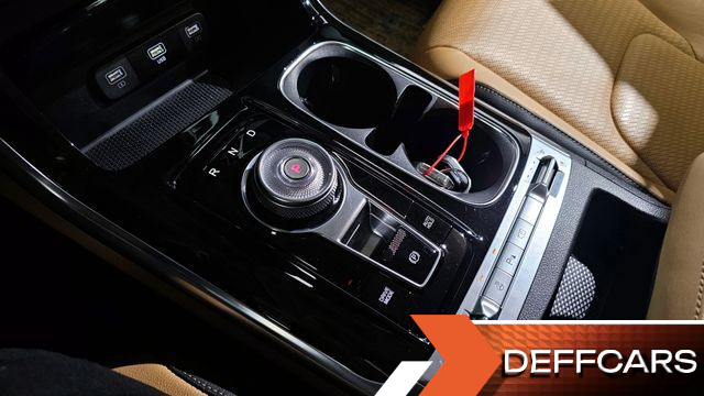 Kia CARNIVAL Gasoline 9-Seater Noblesse купить на сайте DeffCars