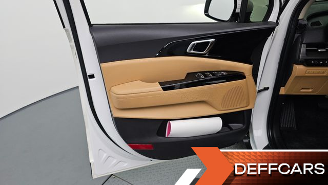 Kia CARNIVAL 9-Seater Noblesse купить на сайте DeffCars