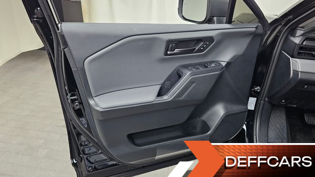 Toyota RAV4 2.5 HEV 4WD LIMITED купить на сайте DeffCars