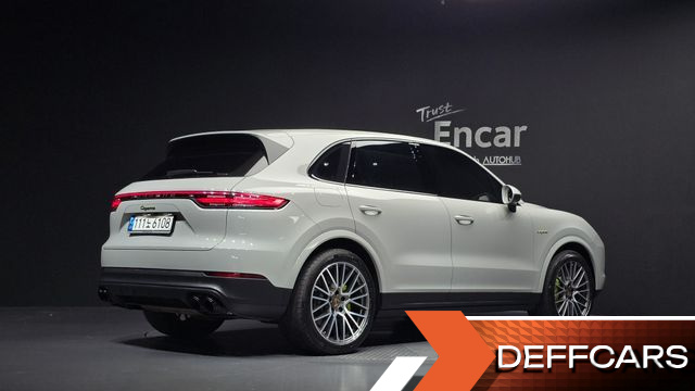 Porsche CAYENNE 3.0 E-HYBRID PLATINUM EDITION купить на сайте DeffCars