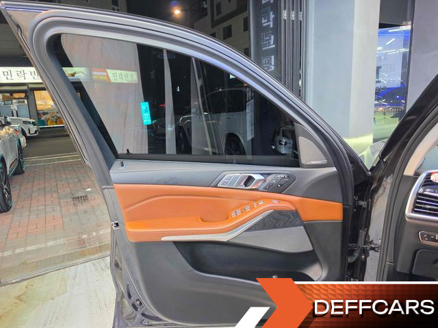 BMW X7 xDrive 40i Design Pure Excellence 6-Seater купить на сайте DeffCars