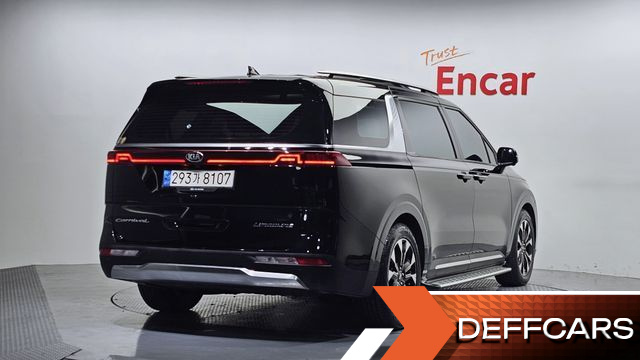 Kia CARNIVAL Gasoline 7-Seater Signature купить на сайте DeffCars