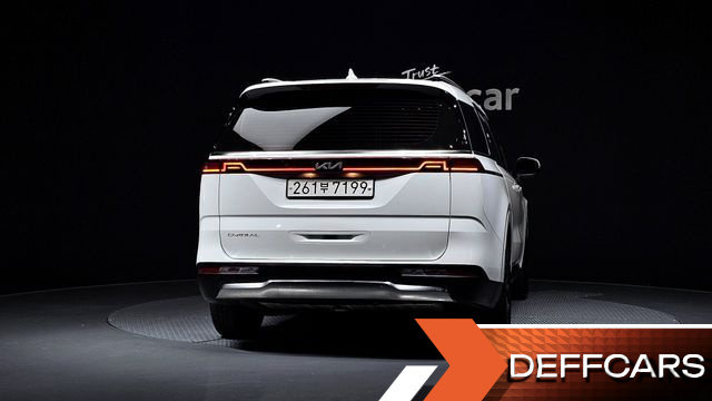 Kia CARNIVAL 9-Seater Noblesse купить на сайте DeffCars