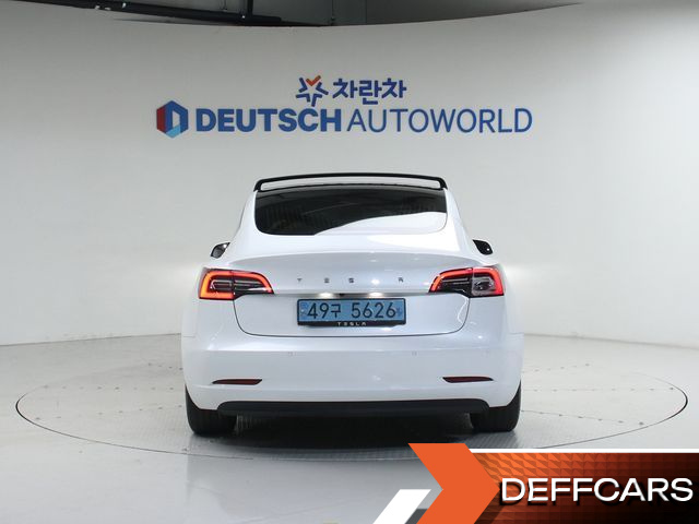Tesla MODEL 3 Standard Range Plue RWD купить на сайте DeffCars