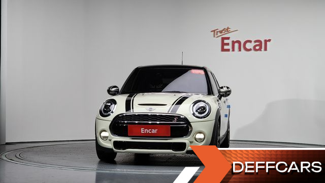 Mini COOPER 5Door Standard 3rd купить на сайте DeffCars